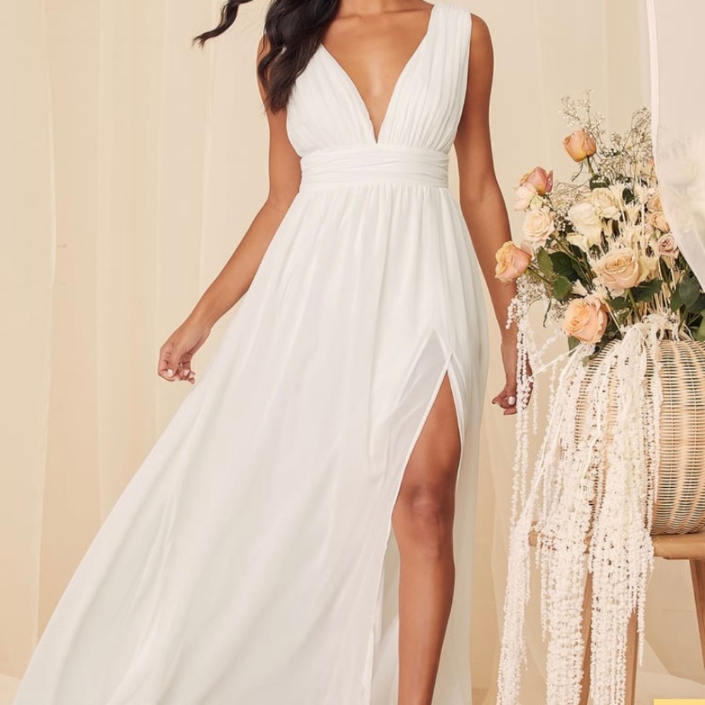 White Maxi Dress from Lulus size 0-2